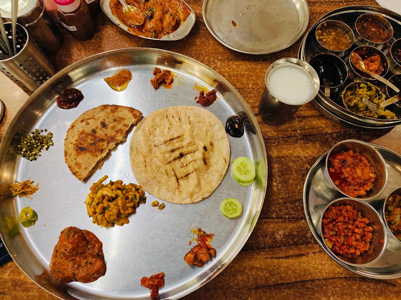 Shree Khodiyar Kathiyawadi Dhaba - Shree Khodiyar Kathiyawadi Dhaba, First floor, 112-116, 100 Feet Rd, near TOWER-A, Satellite, Ahmedabad, Gujarat 380015, India