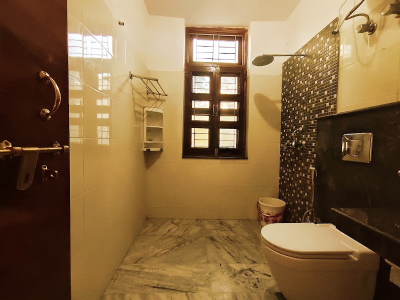 Oasis Homestay - Oasis Homestay 17,18,19,20 Hardev Colony, Tonk Rd, near Airport, Hardev Colony, Sita Bari, Jaipur, Rajasthan 302018, India