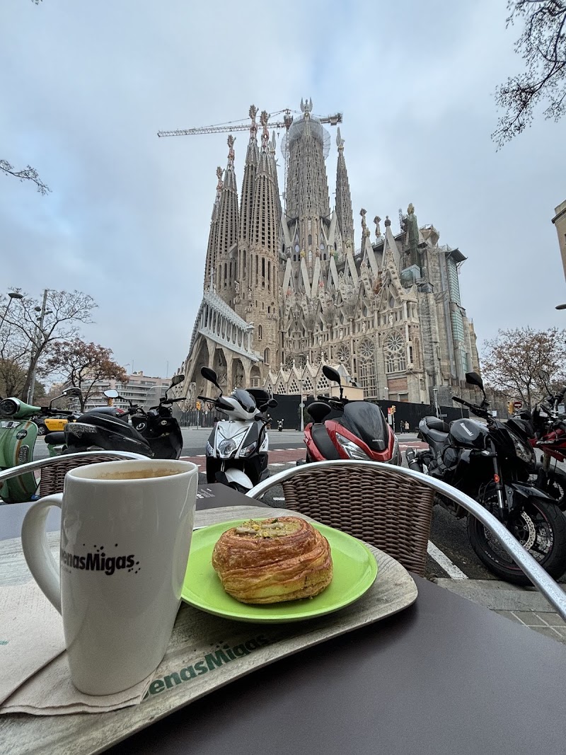 Buenas Migas - Buenas Migas Plaça de la Sagrada Família, 17, Eixample, 08013 Barcelona, Spain