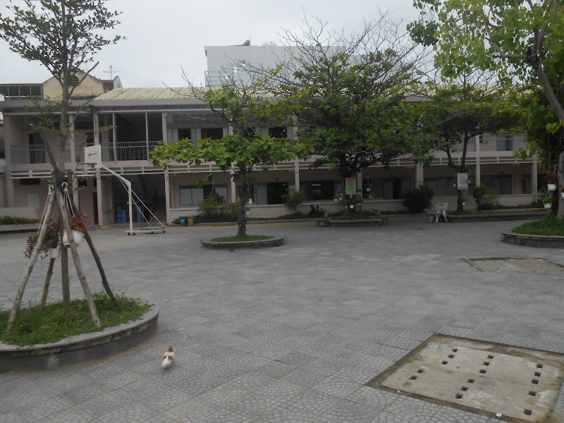 Nguyen Hue Secondary School - Nguyen Hue Secondary School 134 Quang Trung, Hải Châu, Đà Nẵng 550000, Vietnam