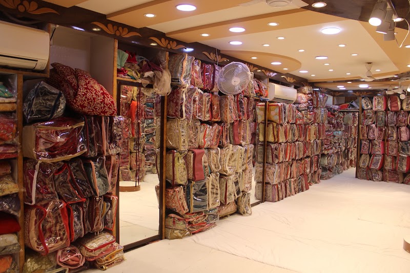 Sanjay Saree Emporium - Sanjay Saree Emporium 41, 1st crossing, B 40, Khanjane Walon ka Rasta, second crossing, Chandpole Bazar, Chandpole, Chandpol, Jaipur, Jaipur Nagar Nigam Area, Rajasthan 302001, India