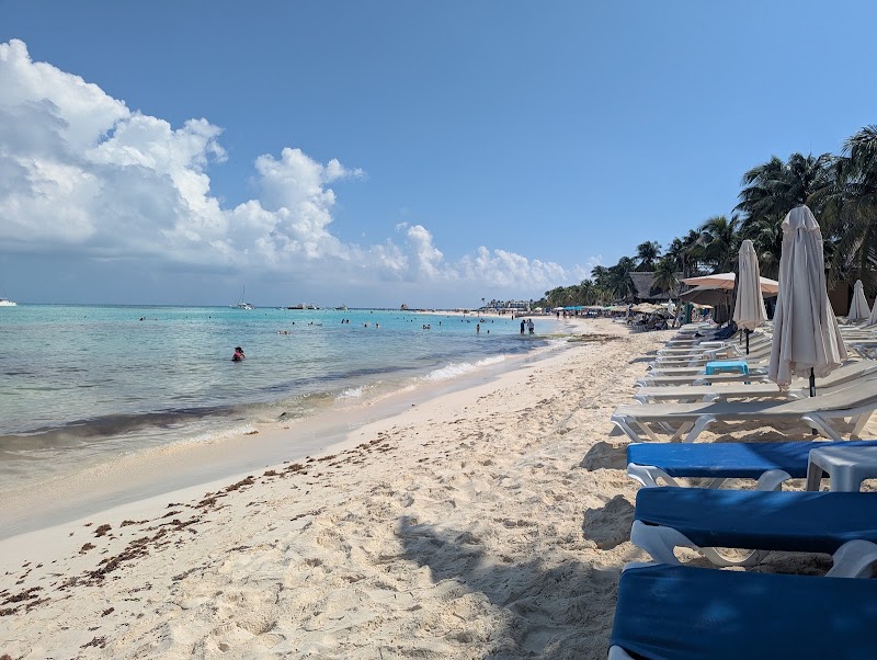 Mayan Beach Club - Mayan Beach Club Av Rueda Medina 78, Centro - Supmza. 001, 77400 Isla Mujeres, Q.R., Mexico
