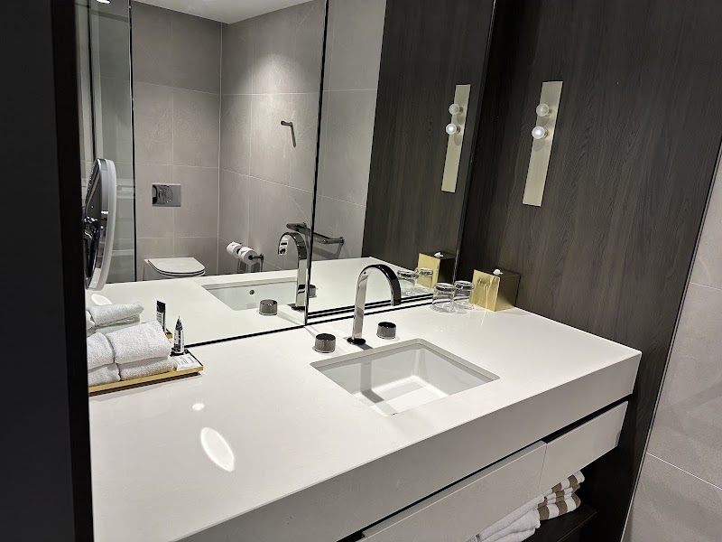 Melbourne Marriott Hotel Docklands - Melbourne Marriott Hotel Docklands 15 Waterfront Way, Docklands VIC 3008, Australia