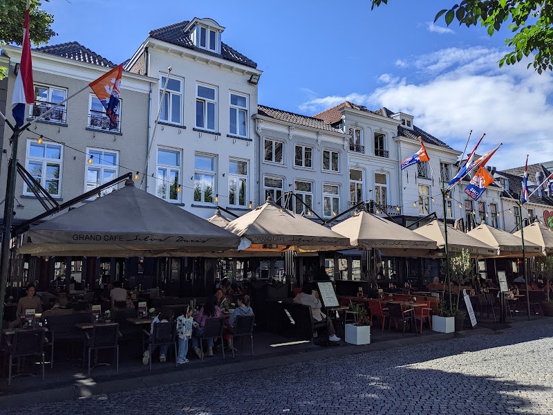 Grand Café Silva Ducis - Grand Café Silva Ducis Parade 6-7, 5211 KL 's-Hertogenbosch, Netherlands