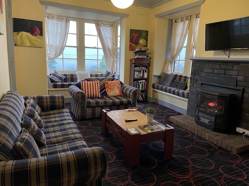 Katoomba Mountain Lodge - Katoomba Mountain Lodge 31 Lurline St, Katoomba NSW 2780, Australia