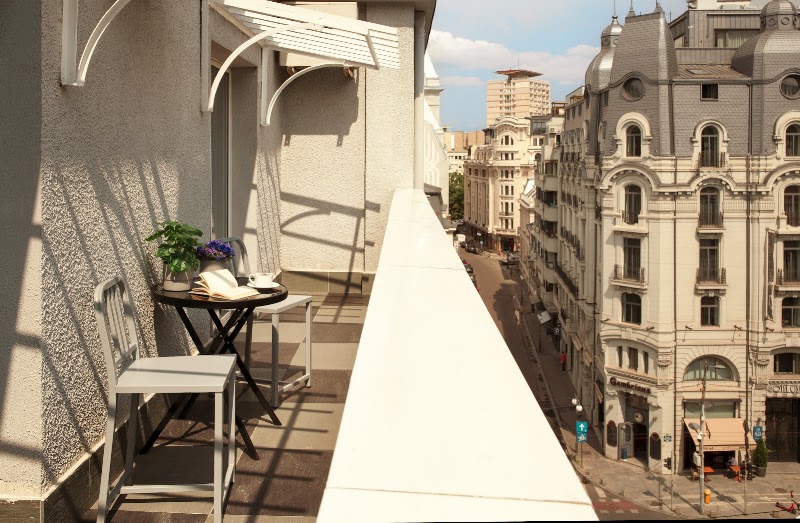 ZEUS Essence Bucharest Central