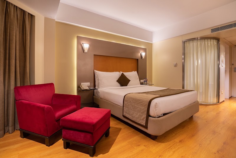 The Golkonda Hotel - The Golkonda Hotel, 10-1-124, Mehdipatnam - Banjara Hills Rd, Ambedkar Nagar, Masab Tank, Hyderabad, Telangana 500004, India