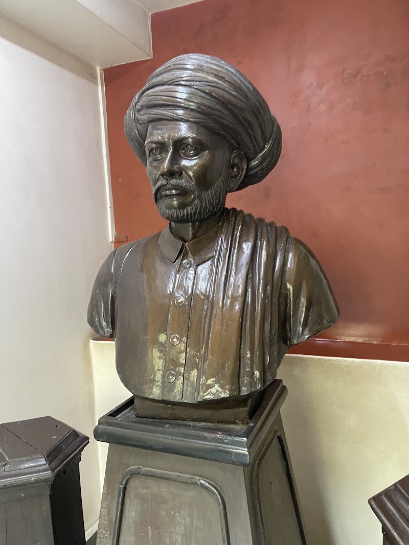 Mahatma Phule Museum - Mahatma Phule Museum 1204/10, Ghole Rd, Shivajinagar, Pune, Maharashtra 411004, India