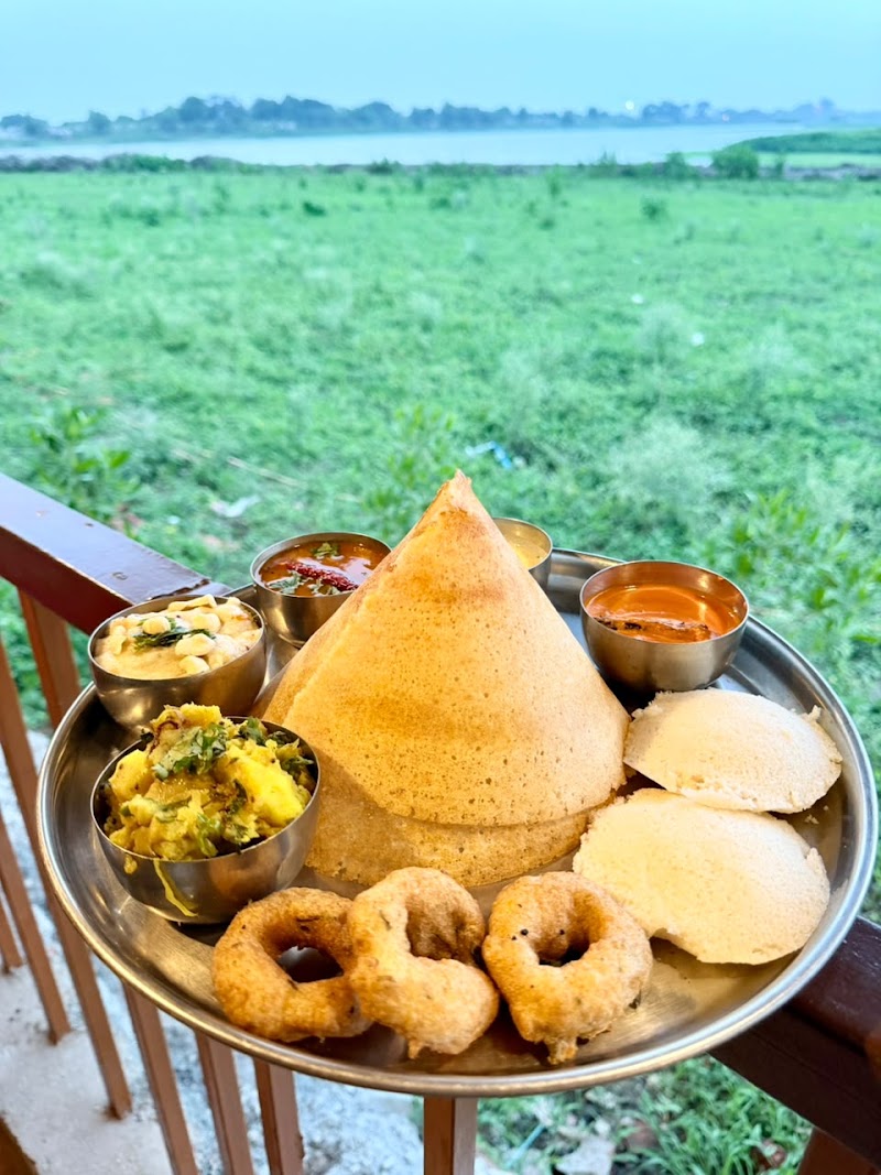 SECOND HOME KITCHEN & RESTAURENT MANDSAUR - SECOND HOME KITCHEN & RESTAURENT MANDSAUR behind Girls College, near Teliya Talab, Bhatrewas, Mandsaur, Madhya Pradesh 458001, India