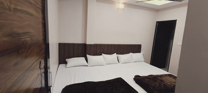 HOTEL GLOBAL UJJAIN - HOTEL GLOBAL UJJAIN 8, Ravi Shankar Nagar, Suraj Nagar, Ujjain, Madhya Pradesh 456006, India