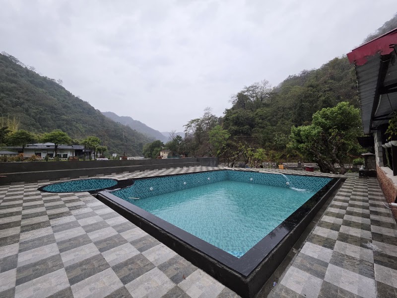 The Nines Resort