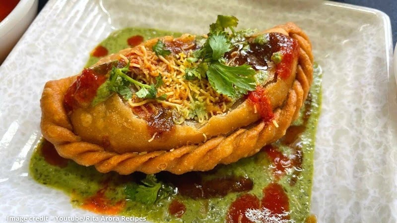 MAYUR GHUGHRA, DAL-PAKWAN, DAHI-VADA - MAYUR GHUGHRA, DAL-PAKWAN, DAHI-VADA, SANKALP APA, B/01, Judges Bunglow Rd, opp. HONEST HOTEL, PAKWAN, CHOWKDI, Ahmedabad, Gujarat 380054, India