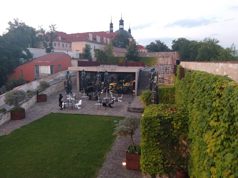 Park above Belgrade Street - Park above Belgrade Street Unnamed Road, 120 00, 120 00 Praha 2, Czechia