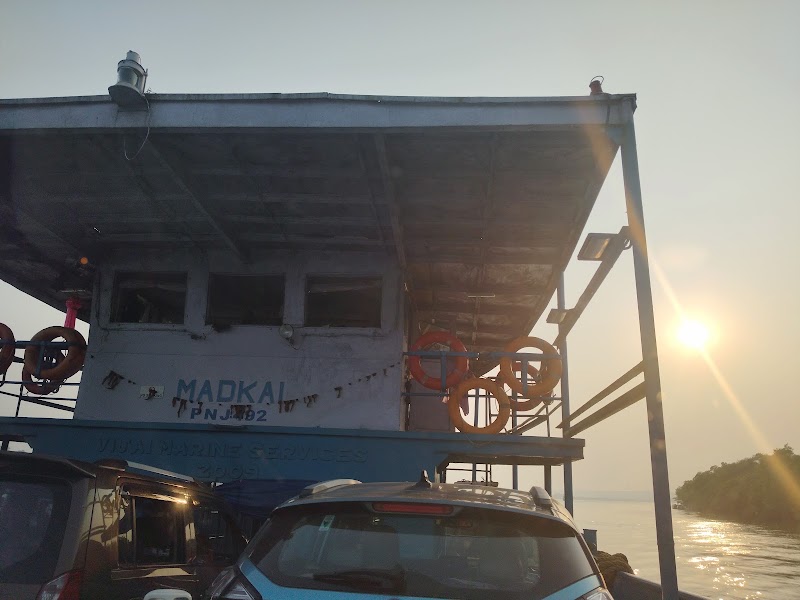 Chorao ferry point - Chorao ferry point, GV7C+78X, Madel, Goa 403102, India