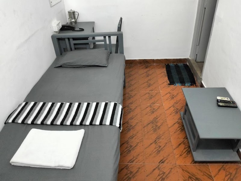 Modern Residency - Modern Residency 443, and, Anna Salai, opposite to Ratna Theater, near Blue Moon Restaurant, MG Road Area, Puducherry, 605001, India