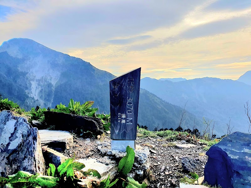 Hehuanshan National Forest Recreation Area Boundary Marker - Kunyang - Hehuanshan National Forest Recreation Area Boundary Marker - Kunyang 546, Taiwan, Nantou County, Ren’ai Township, Fushi Village, 台14甲線19號