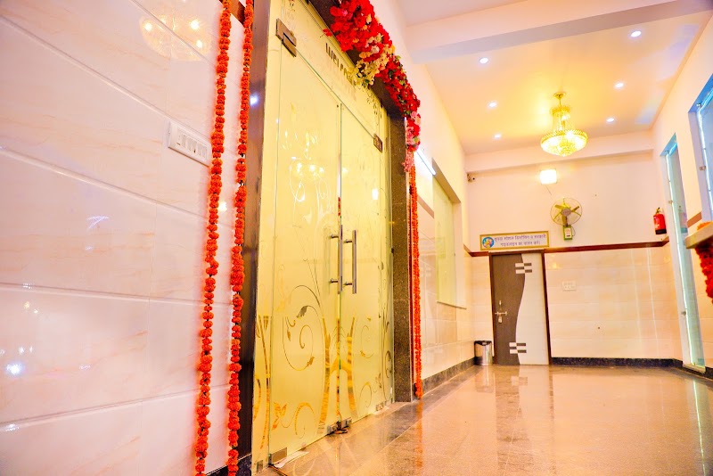 Krishna Palace and guest house - Krishna Palace and guest house 20, Sikandra-Bodla Rd, Dushyant Nagar, Sikandra-Bodla Rd, Dushyant Nagar, Sulabh Puram colony, Lohamandi, Agra, Uttar Pradesh 282007, India