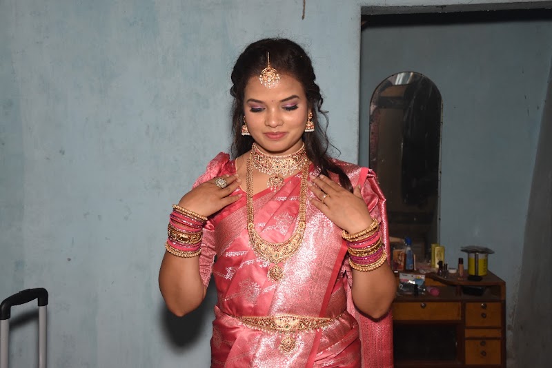 Visha makeup studio - Visha makeup studio, W928+PGV, Kalmi, Chhattisgarh 496001, India