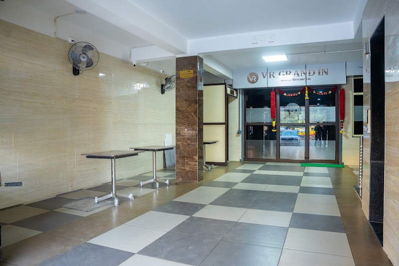 VR Grand Inn - VR Grand Inn main gate, G.N, T ROAD, opposite government medical College, beside A.C. SUBBA REDDY STADIUM, Lakeview Colony, Revenue Colony, Nellore, Andhra Pradesh 524004, India