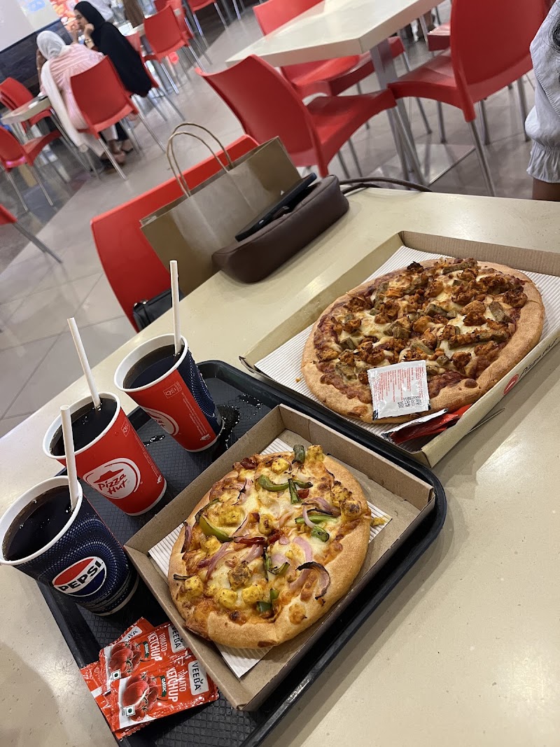 Pizza Hut | Hi-Lite Mall, Calicut - Pizza Hut | Hi-Lite Mall, Calicut T1, 3rd floor, Hilite City GA College, Food Court, G1003, Kozhikode Bypass, Poovangal, Kozhikode, Pantheeramkavu, Kerala 673014, India