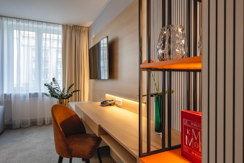 Hotel MDM - Hotel MDM, plac Konstytucji 1, 00-647 Warszawa, Poland