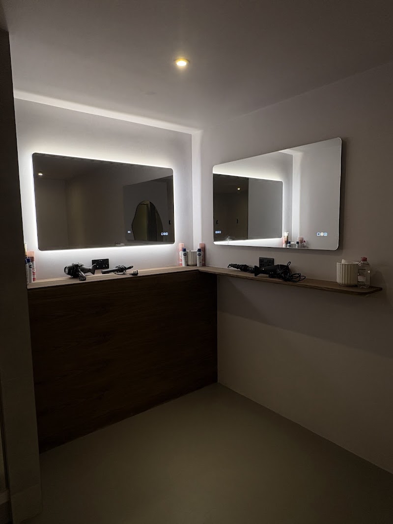 nytra | High-intensity reformer - nytra | High-intensity reformer, 4A Sheep Ln, London E8 4QS, UK