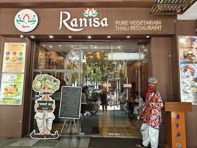 Ranisa by Jain Chawal Wale - Ranisa by Jain Chawal Wale P-14/90, Connaught Cir, Block P, Connaught Place, New Delhi, Delhi 110001, India