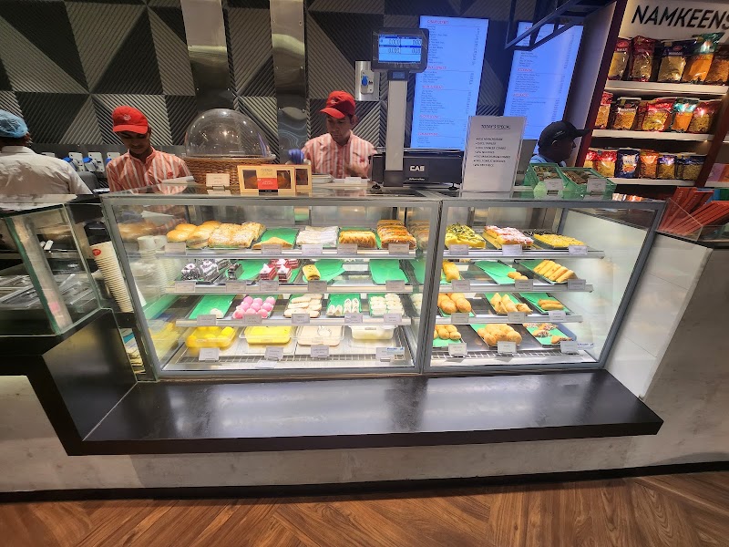 Haldiram's - Haldiram's, Indira Gandhi Int'l Airport, Terminal 3, Domestic Departure, New, Delhi, 110037, India