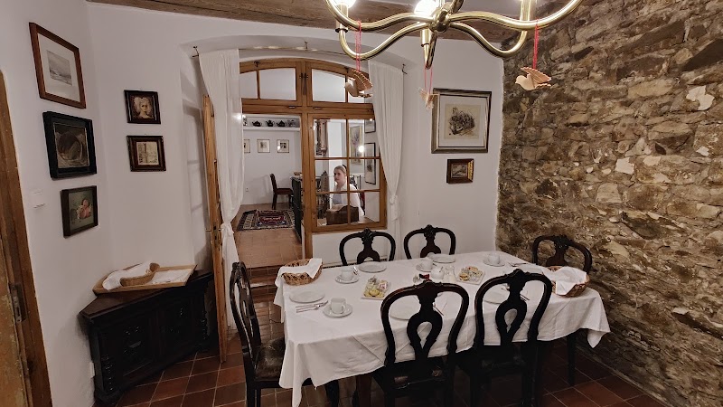House at the Big Boot - House at the Big Boot Vlašská 30, 118 00 Praha 1-Malá Strana, Czechia