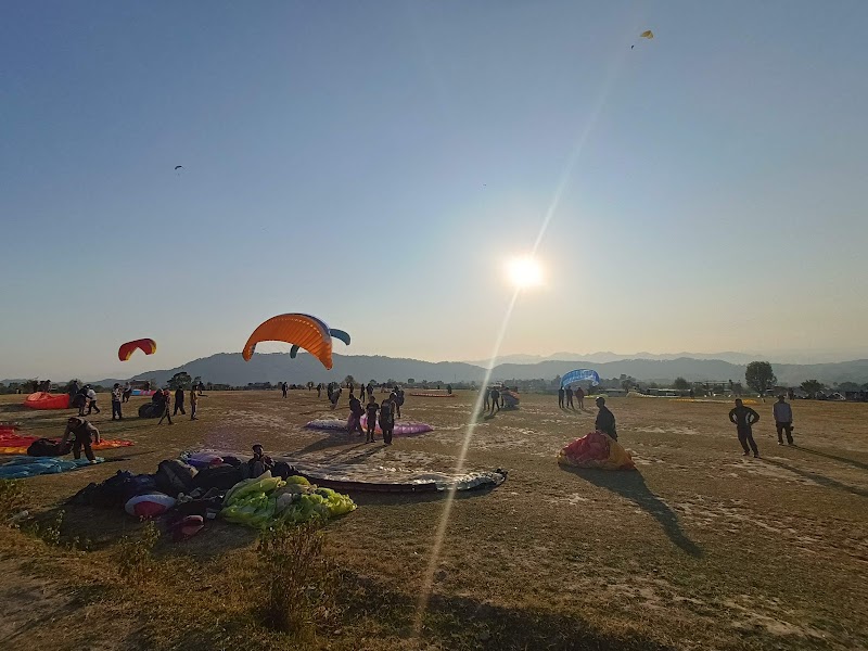 Landing Site Bir - Landing Site Bir, 2PV5+2GX, Landing Road, Bir, Suja, Himachal Pradesh 176077, India