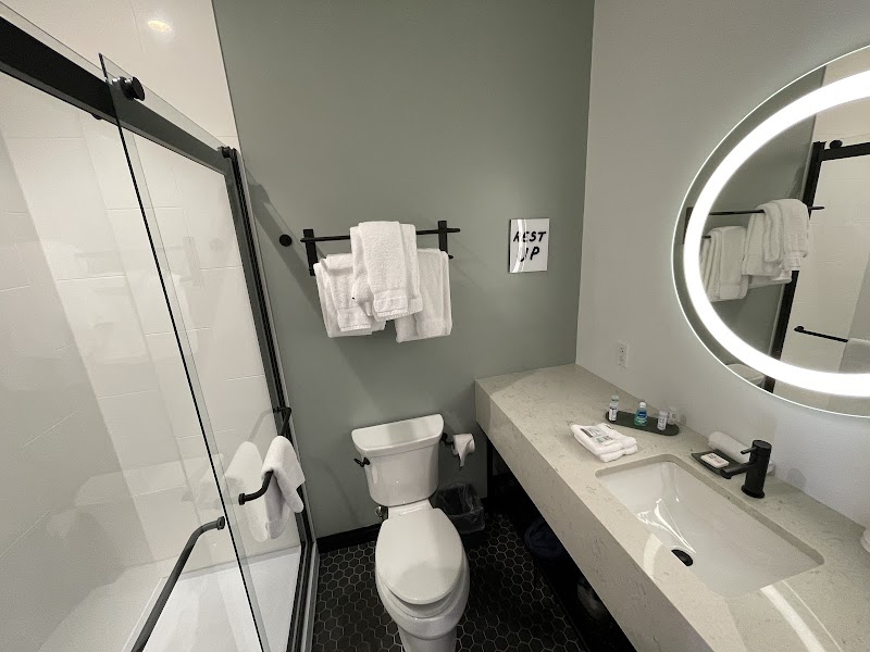 TRYP by Wyndham Pittsburgh/Lawrenceville Boutique Hotel - TRYP by Wyndham Pittsburgh/Lawrenceville Boutique Hotel, 177 40th St, Pittsburgh, PA 15201, USA