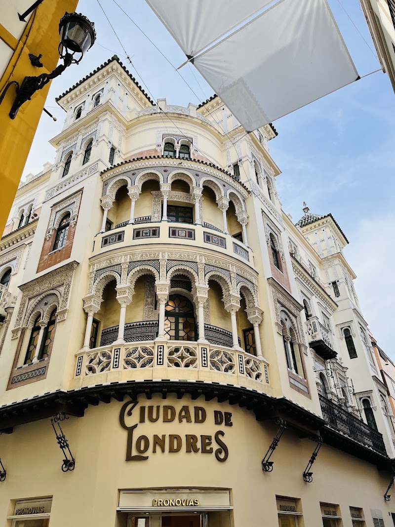 Calle Sierpes - Calle Sierpes C. Sierpes, Casco Antiguo, 41004 Sevilla, Spain