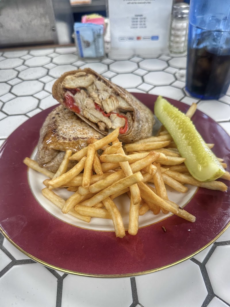 Alice's Kitchen - Alice's Kitchen, 1108 E Ocean Ave, Sea Bright, NJ 07760, USA