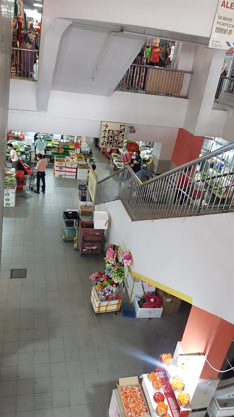 Chinatown Complex Shopping Mall - Chinatown Complex Shopping Mall 335 Smith St, #1.282875 103.843167, Singapore 051335