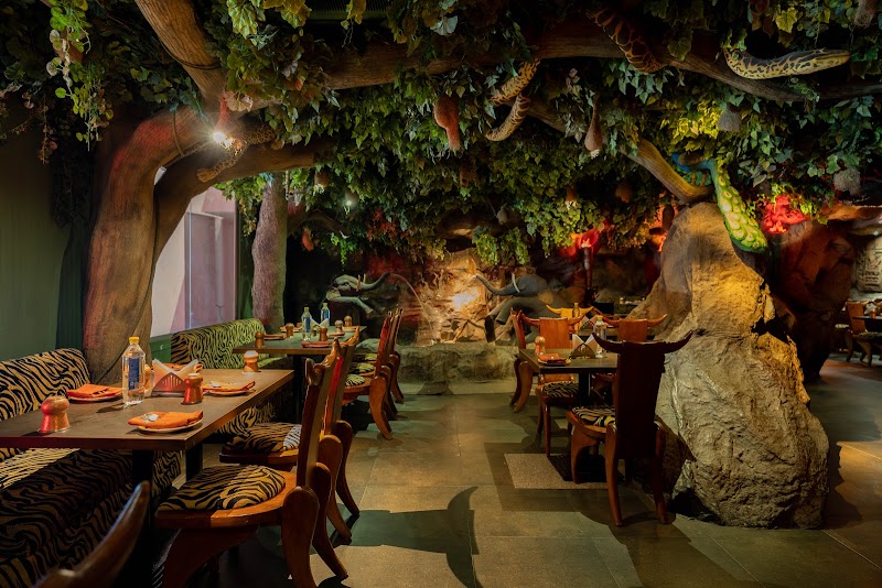 Gufha Restaurant - Gufha Restaurant 6, 18th Ward, 18-1-5, Tirumala Bypass Rd, near Kapila Theertam, Srinivasa Nagar, Ramchandra Nagar, Tirupati, Andhra Pradesh 517501, India