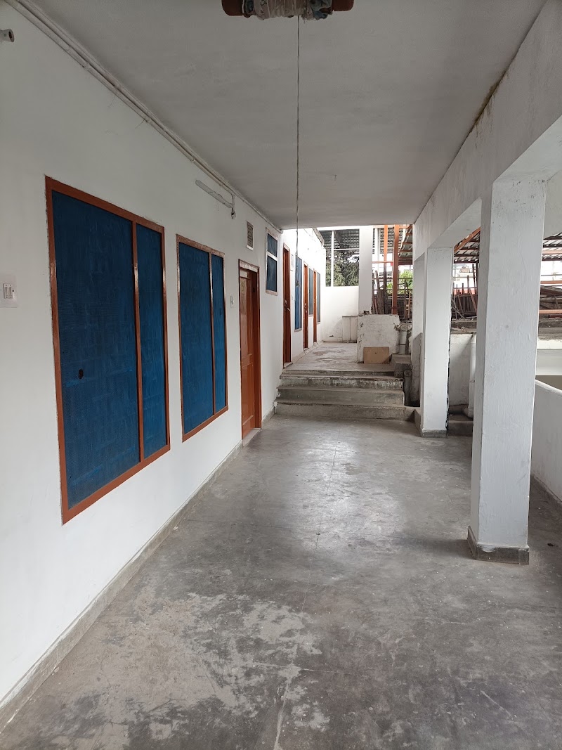 Kalawati Dharamshala - Kalawati Dharamshala Kanwali Rd, Laxman Chowk, Dehradun, Uttarakhand 248001, India