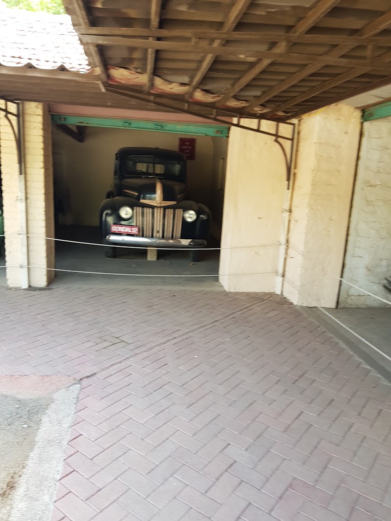 ROYAL GARAGE - ROYAL GARAGE, XQ7V+WCJ, Sation Plot, Bhaymath-2, Gondal, Gujarat 360311, India