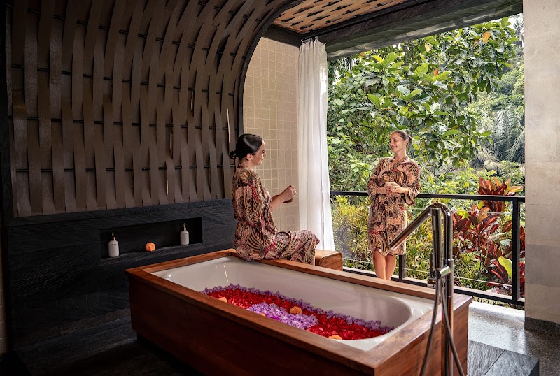 Chapung Sebali - Chapung Sebali Jl. Raya Sebali, Banjar Sebali, Keliki, Kecamatan Ubud, Kabupaten Gianyar, Bali 80561, Indonesia