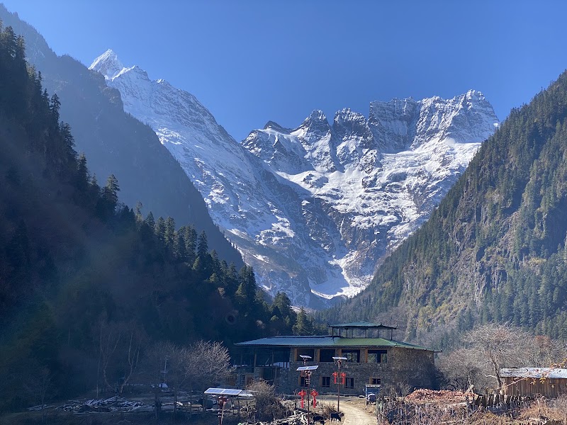 Moirig Snow Mountain - Moirig Snow Mountain, Deqen, Diqing Tibetan Autonomous Prefecture, China, 854413
