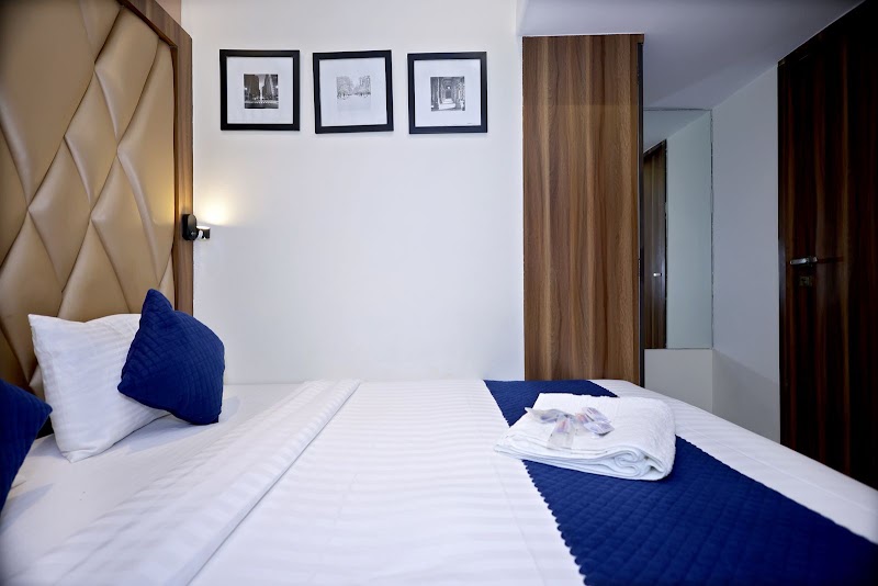 Hotel Park Palace - Hotel Park Palace Decor Tower, Dontad Street, Khadak St, opposite City Heights Tower, Masjid Bandar, Mumbai, Maharashtra 400009, India