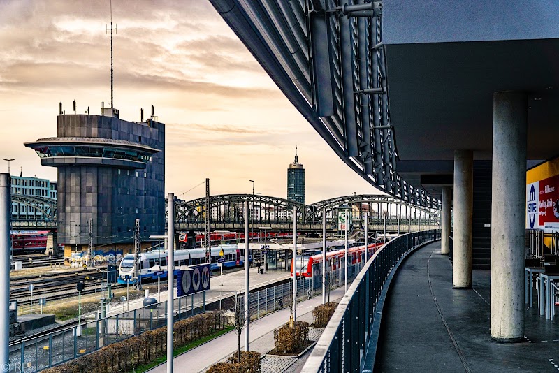 Munich Central Bus Station（ZOB München） - Munich Central Bus Station（ZOB München）, Arnulfstraße 21, 80335 München-Ludwigsvorstadt-Isarvorstadt, Germany
