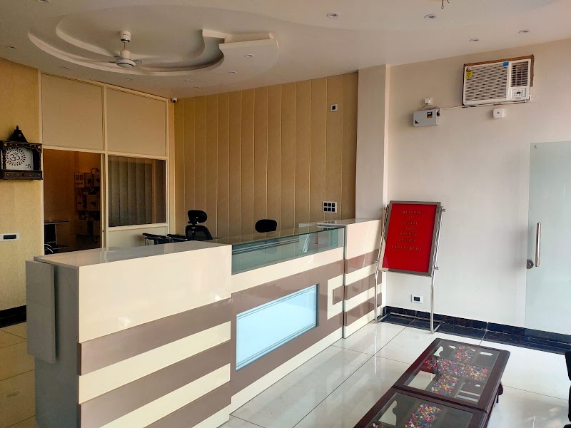 VISHNU VIJAY RAGHAV RESORT - VISHNU VIJAY RAGHAV RESORT, 5VP9+3QX , Karwi Road, Marg, Sitapur, Ratnawali, Sitapur Mafi, Uttar Pradesh 210204, India
