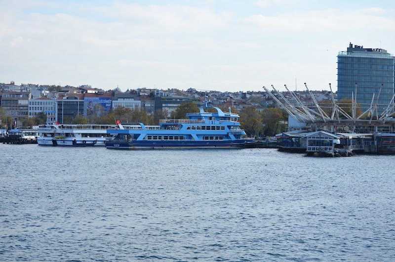 İDO Kadıköy Terminali - İDO Kadıköy Terminali, Caferağa, Neşet Ömer Sk. No:22, 34710, 34710 Kadıköy/İstanbul, Türkiye