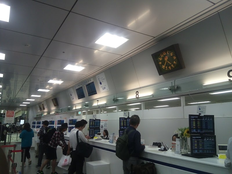 JR WEST Shin-Osaka st. Ticket Office at East Gate - JR WEST Shin-Osaka st. Ticket Office at East Gate, 5-chōme-16-1 Nishinakajima, Yodogawa Ward, Osaka, 532-0011, Japan