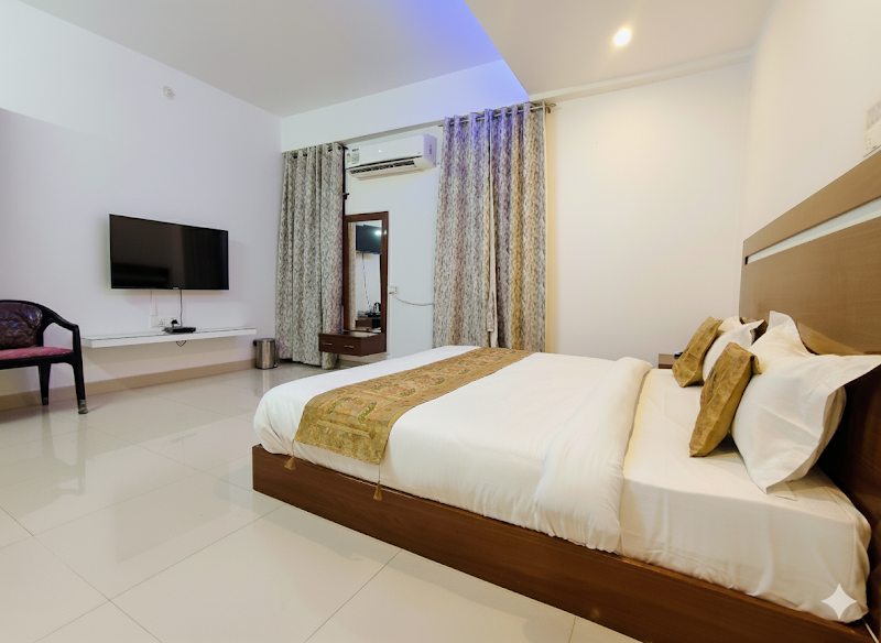 Hotel Veda Vatica - Hotel Veda Vatica D/64/94-A-4-K-1, Sigra, Varanasi, Uttar Pradesh 221002, India