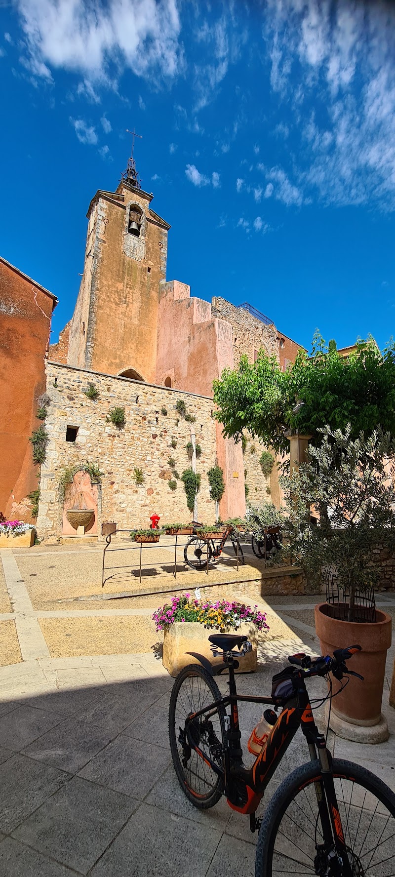 Roussillon - Roussillon, 84220 Roussillon, France