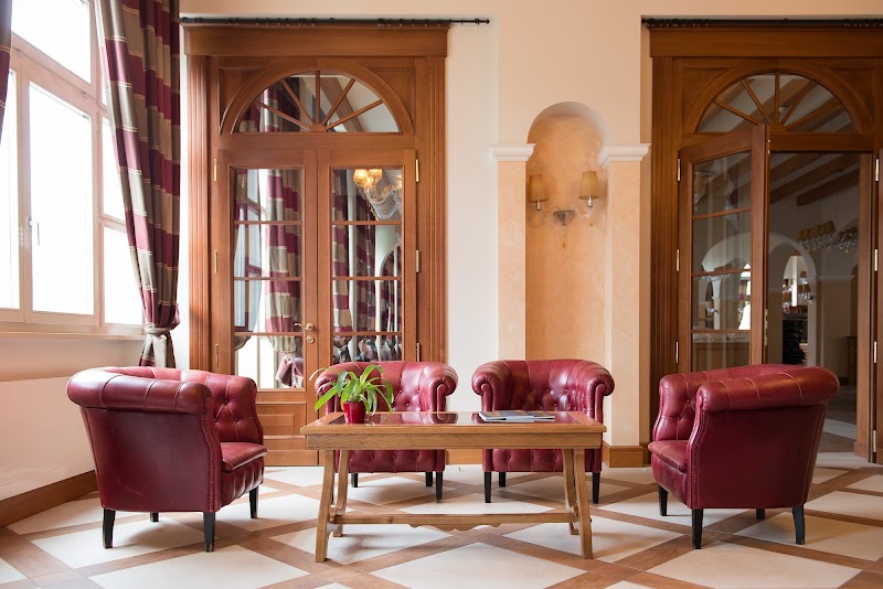 Schloss Hotel & Spa Pontresina - Schloss Hotel & Spa Pontresina Via Maistra 94, 7504 Pontresina, Switzerland