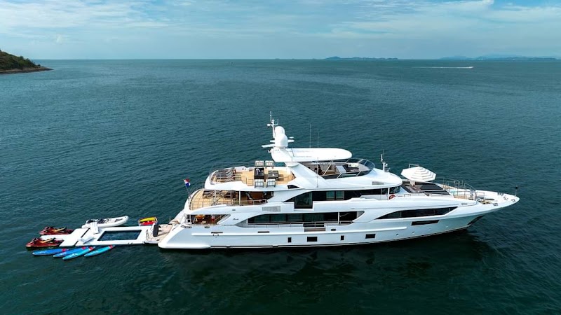 ท่าเรือฉลอง - ท่าเรือฉลอง, R8CV+8QV, Chalong, Mueang Phuket District, Phuket 83000, Thailand