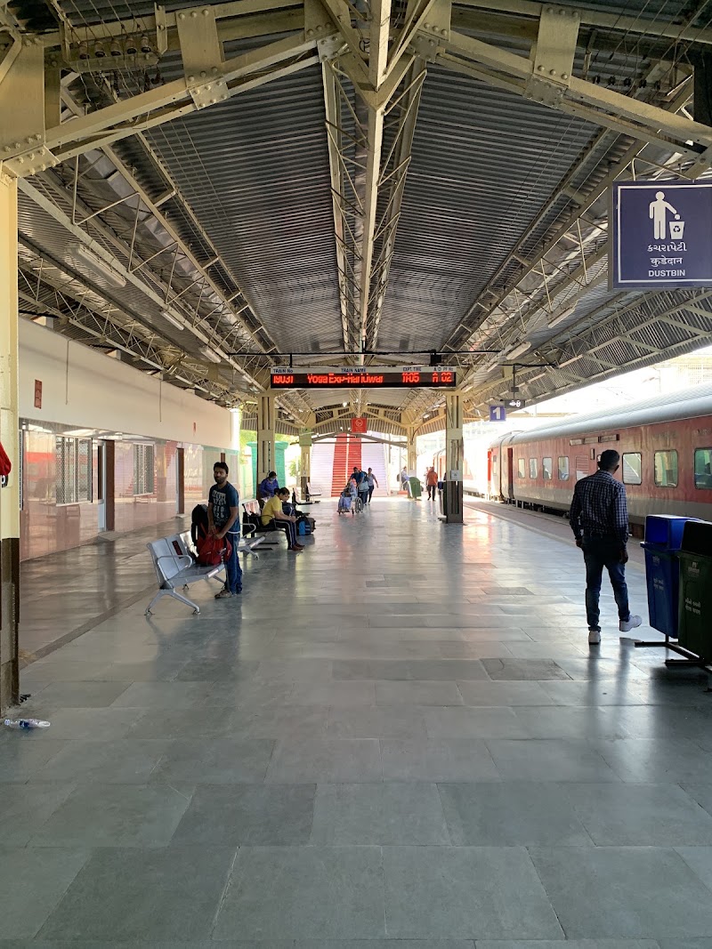 Sabarmati Jn - Sabarmati Jn, Ram Nagar, Sabarmati, Ranip, Ahmedabad, Gujarat 380005, India