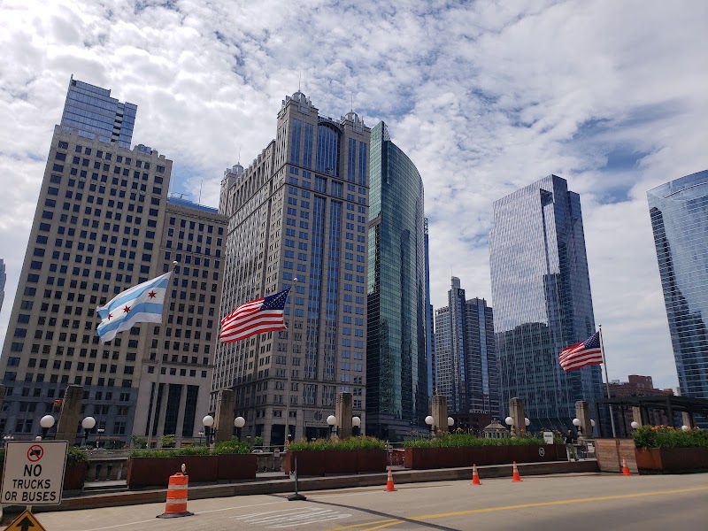 THE MART - THE MART, 222 W Merchandise Mart Plaza, Chicago, IL 60654, USA
